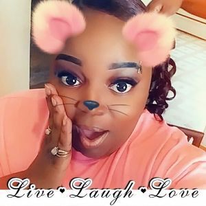 Meet your Posher, Tanisha